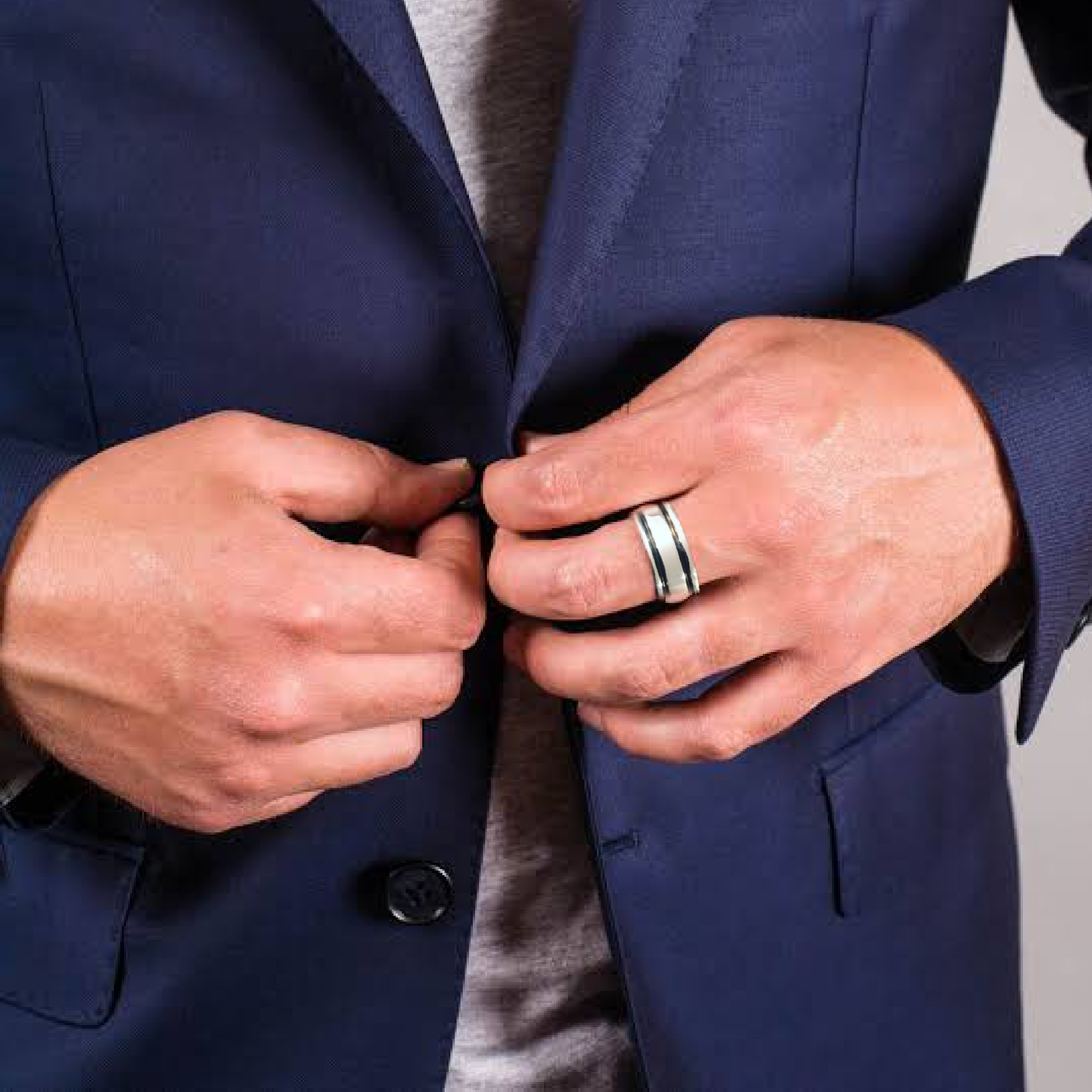 Double lined Men’s Ring