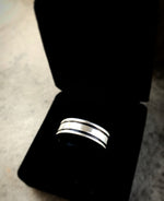 Double lined Men’s Ring